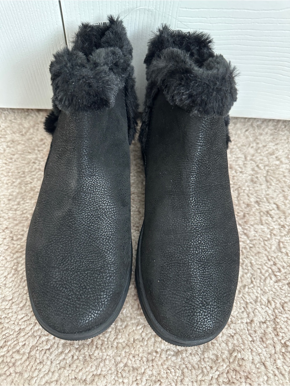 Clarks Breeze Fur Black Faux Leather Faux Fur Ankle Boots Women US 6M